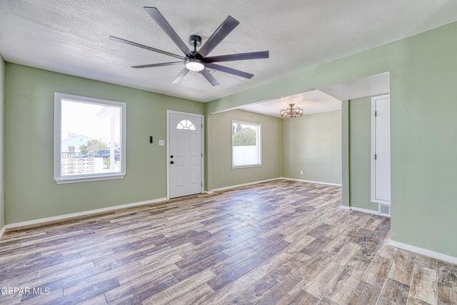 3821 MCCONNELL Avenue, El Paso, TX 79904