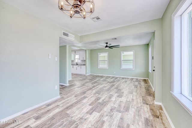 3821 MCCONNELL Avenue, El Paso, TX 79904