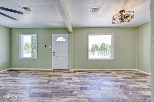 3821 MCCONNELL Avenue, El Paso, TX 79904