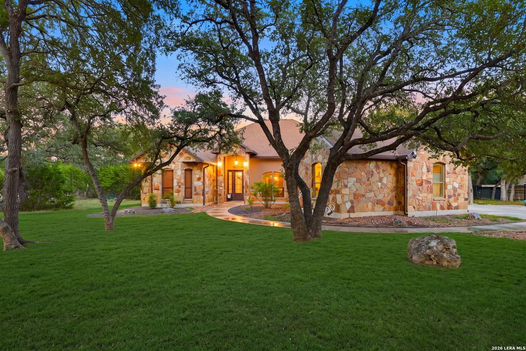560 SAXET TRL, Spring Branch, TX 78070
