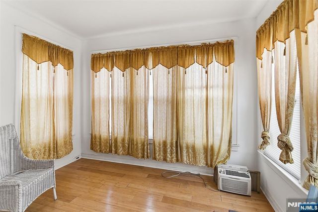 305 Clifton Avenue, Newark, NJ 07104