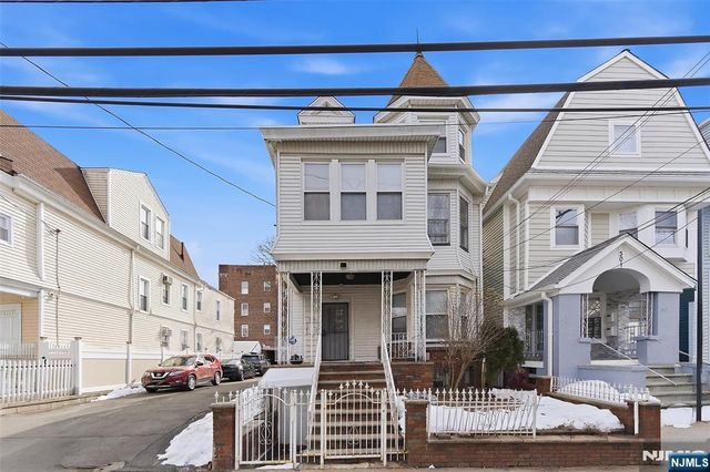 305 Clifton Avenue, Newark, NJ 07104