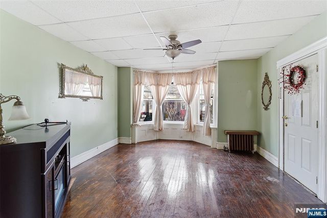 305 Clifton Avenue, Newark, NJ 07104