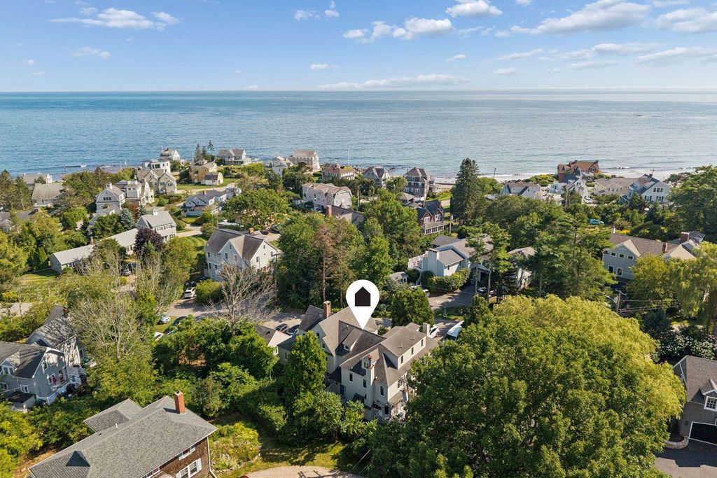 8 Woodland Avenue 3, Kennebunk, ME 04043 — photo 2
