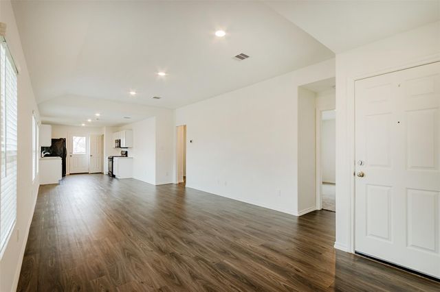 5402 Logan Dale Drive, Brookshire, TX 77423