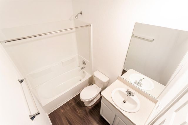 5402 Logan Dale Drive, Brookshire, TX 77423