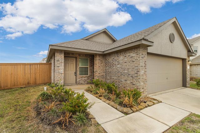 5402 Logan Dale Drive, Brookshire, TX 77423