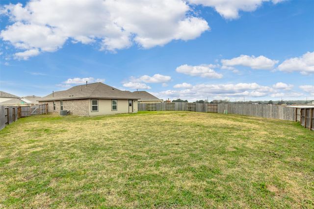 5402 Logan Dale Drive, Brookshire, TX 77423