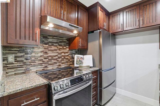 78 Shaniko Cmn, Fremont, CA 94539