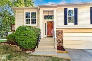 7547 Prairie Lake Drive, Indianapolis, IN 46256