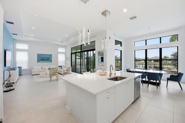 9674 Spruce Woods Drive, Boynton Beach, FL 33473