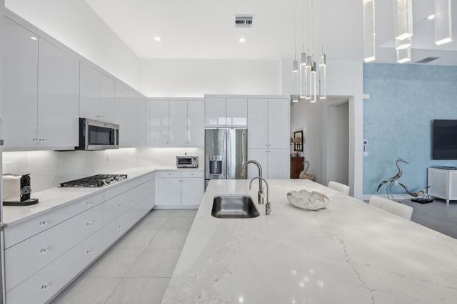 9674 Spruce Woods Drive, Boynton Beach, FL 33473