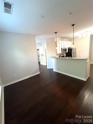 4310 Park Road 301, Charlotte, NC 28209
