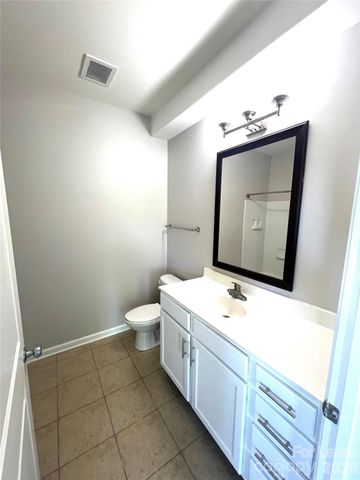 4310 Park Road 301, Charlotte, NC 28209