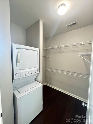 4310 Park Road 301, Charlotte, NC 28209