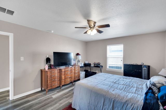 106 W Adair Street, Alvarado, TX 76009