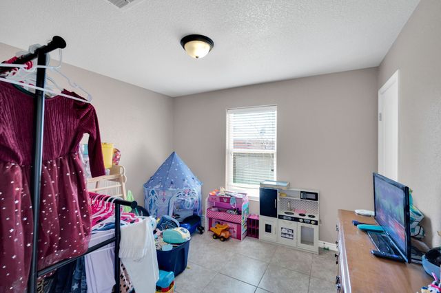 106 W Adair Street, Alvarado, TX 76009