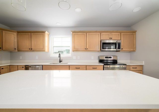 1660 Star Light Drive, Verona, WI 53593