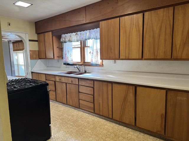 21801 83rd STREET, Salem, WI 53168