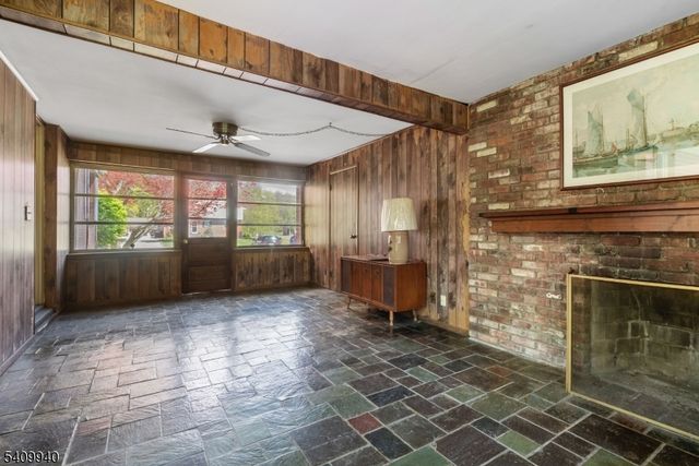 52 Waughaw Rd, Montville Twp., NJ 07082