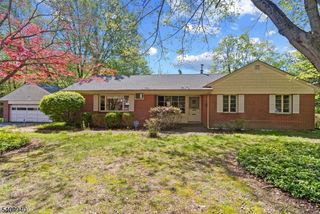52 Waughaw Rd, Montville Twp., NJ 07082