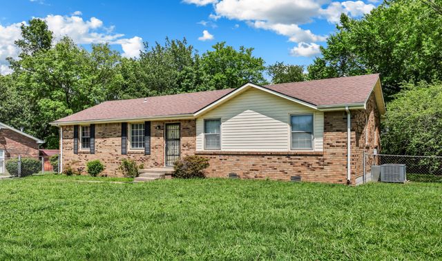 2706 Dove Ct, Clarksville, TN 37040