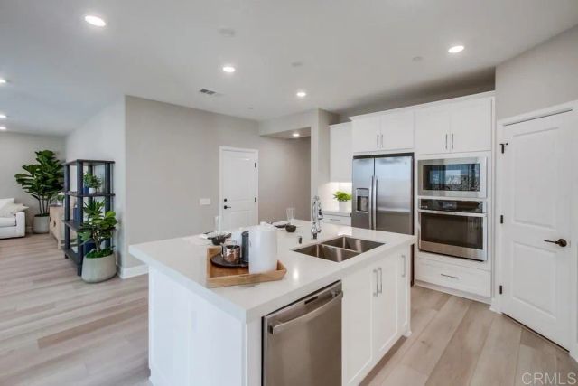 12641 Stella Lane, San Diego, CA 92129