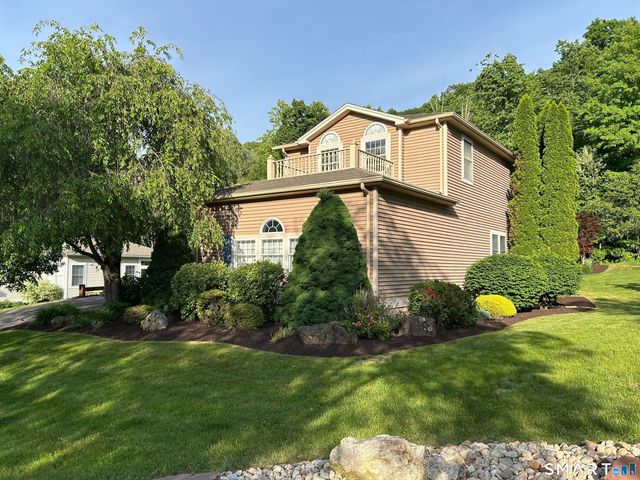 160 Hawthorne Drive 160, Berlin, CT 06037