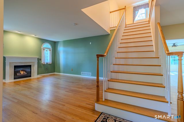 160 Hawthorne Drive 160, Berlin, CT 06037