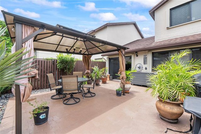 10191 SW 137th Place, Miami, FL 33186