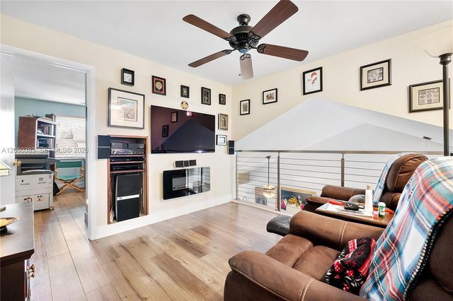 10191 SW 137th Place, Miami, FL 33186