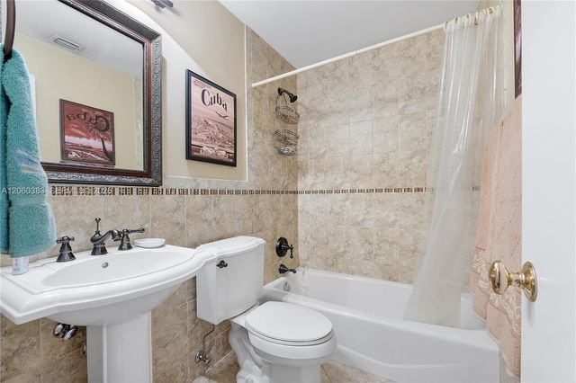 10191 SW 137th Place, Miami, FL 33186