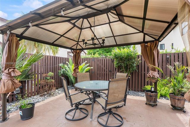 10191 SW 137th Place, Miami, FL 33186