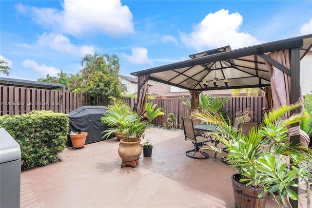 10191 SW 137th Place, Miami, FL 33186
