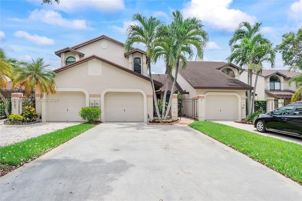 10191 SW 137th Place, Miami, FL 33186