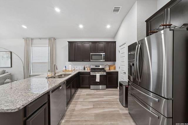 13214 Prospector, St Hedwig, TX 78152