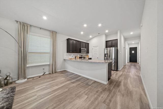 13214 Prospector, St Hedwig, TX 78152