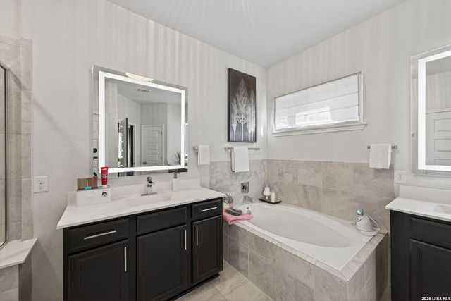 13214 Prospector, St Hedwig, TX 78152