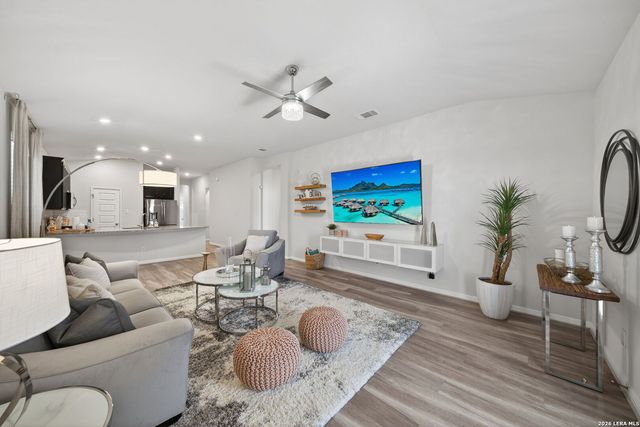 13214 Prospector, St Hedwig, TX 78152