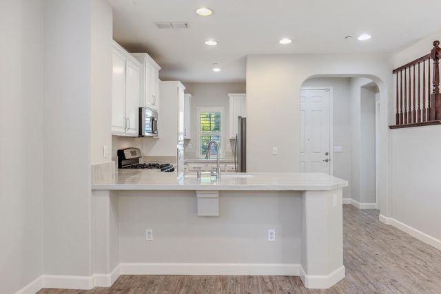 343 Phoenix Cir, Lincoln, CA 95648