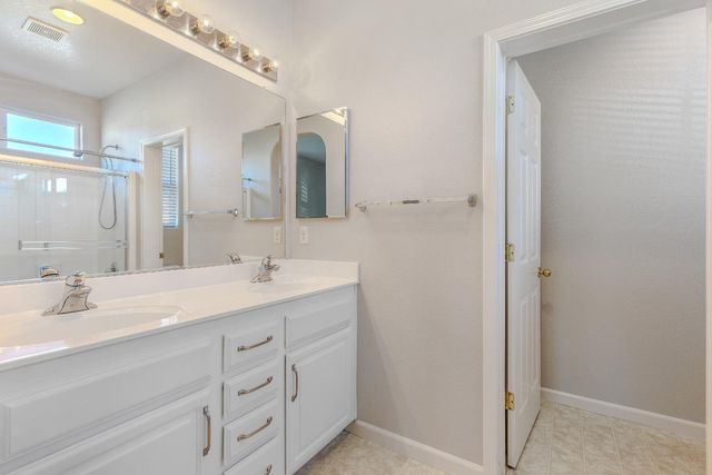 343 Phoenix Cir, Lincoln, CA 95648