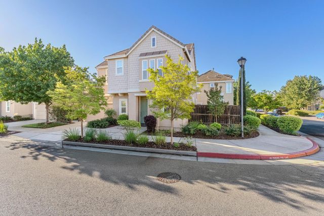 343 Phoenix Cir, Lincoln, CA 95648