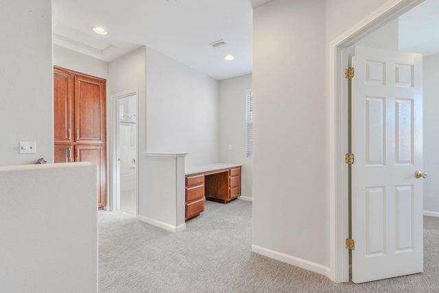 343 Phoenix Cir, Lincoln, CA 95648