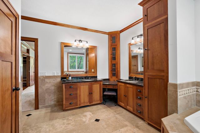 4830 Lily Avenue N, Lake Elmo, MN 55042