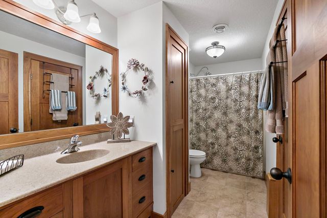 4830 Lily Avenue N, Lake Elmo, MN 55042