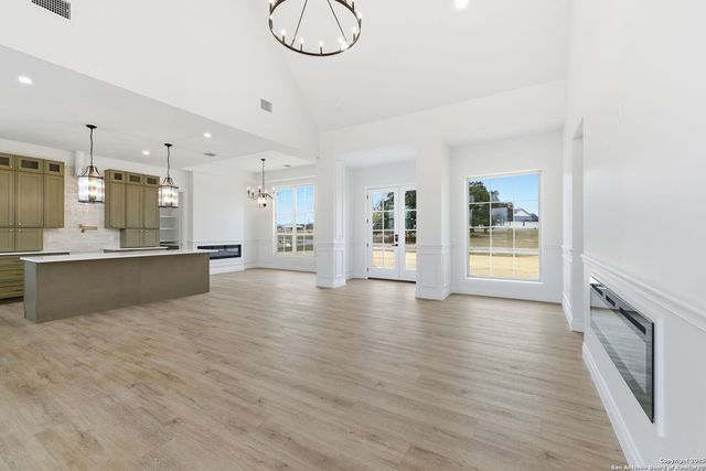 232 Spring Creek, Bandera, TX 78003