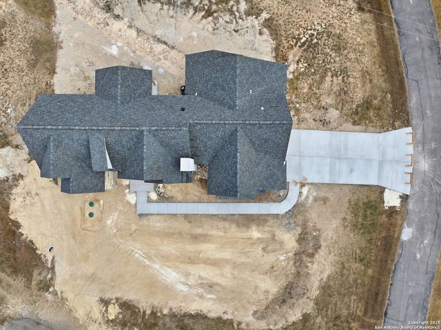 232 Spring Creek, Bandera, TX 78003