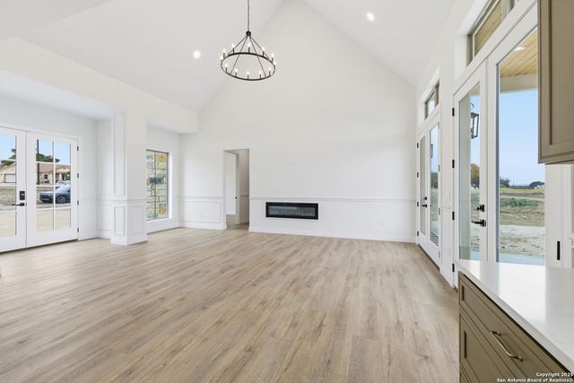 232 Spring Creek, Bandera, TX 78003