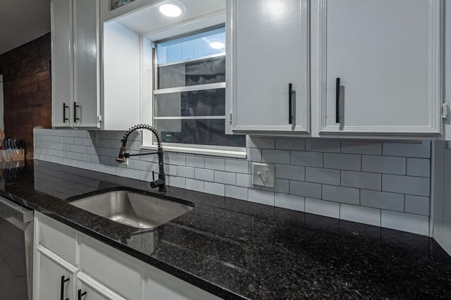 225 Powell Drive, Tyler, TX 75703
