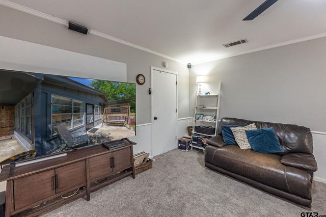 225 Powell Drive, Tyler, TX 75703